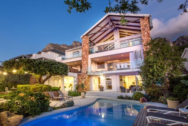 Far Horizons Camps Bay Hotel Cape Town Exterior foto